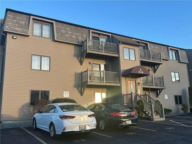 2 bedroom, West Warwick RI 02893 105652174