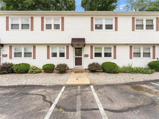 2 bedroom, West Warwick RI 02893 105613308