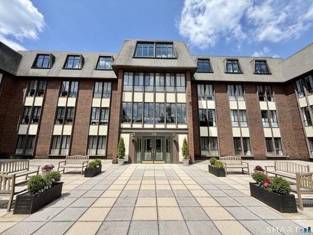 2 bedroom, West Hartford CT 06105 104444650