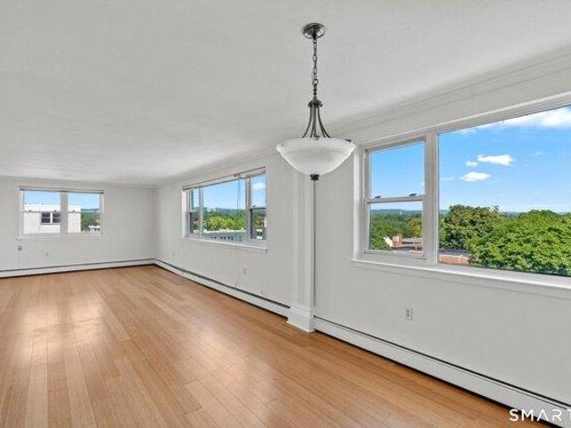 2 bedroom, West Hartford CT 06119 105290833