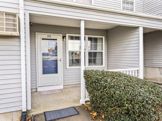 2 bedroom, West Haven CT 06516 104408203