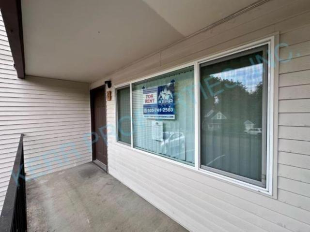 2 bedroom, West Linn OR 97068 LS105457059