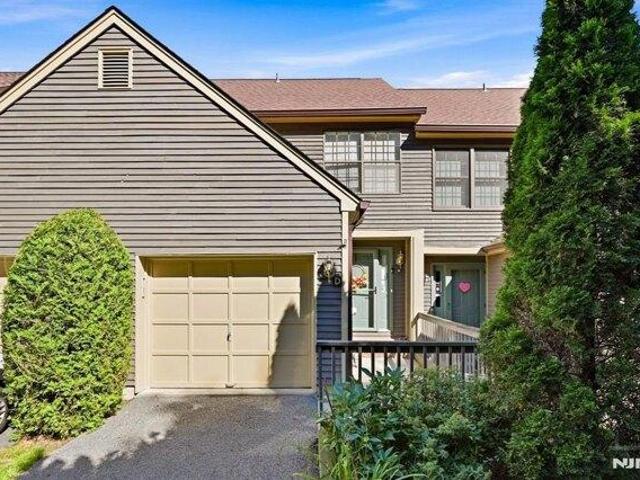 2 bedroom, West Milford NJ 07480 105256415