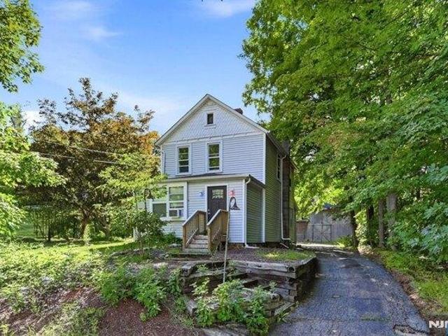 2 bedroom, West Milford NJ 07480 105206828