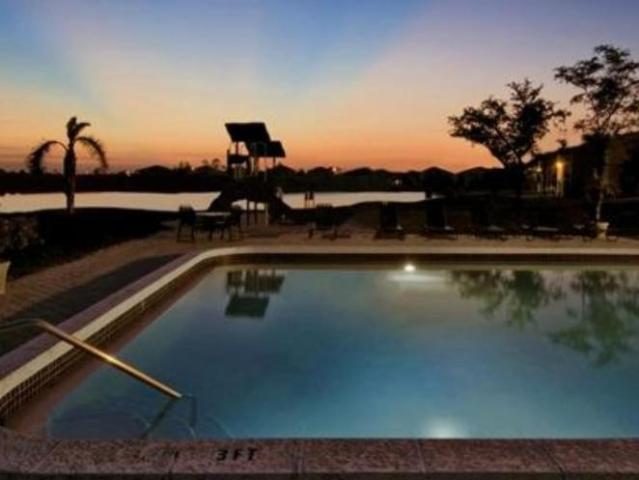 2 bedroom, West Palm Beach FL 33411 105353608