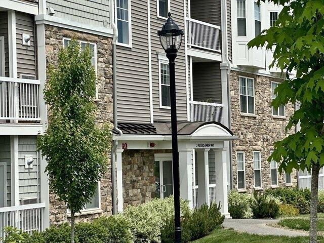 2 bedroom, Westborough MA 01581 104376346