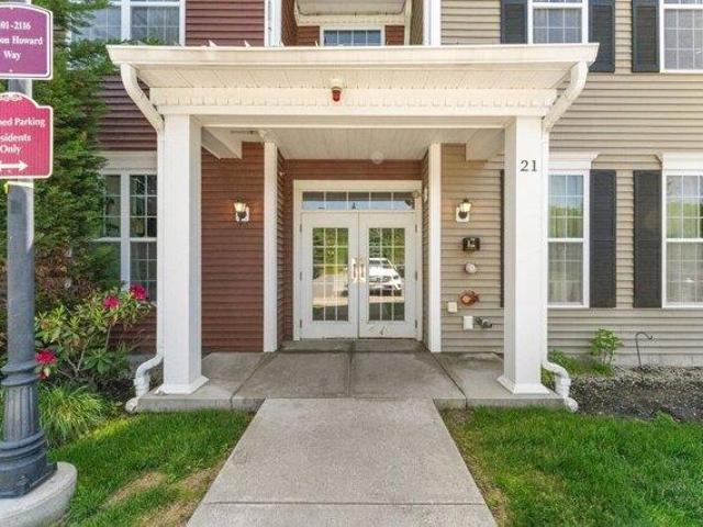 2 bedroom, Westborough MA 01581 105515210