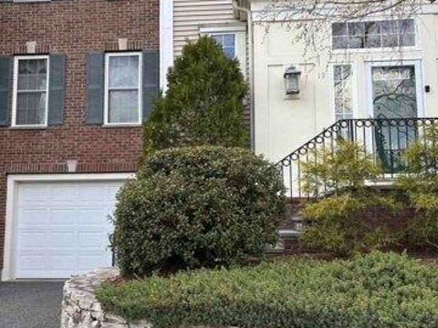 2 bedroom, Westborough MA 01581 105578954