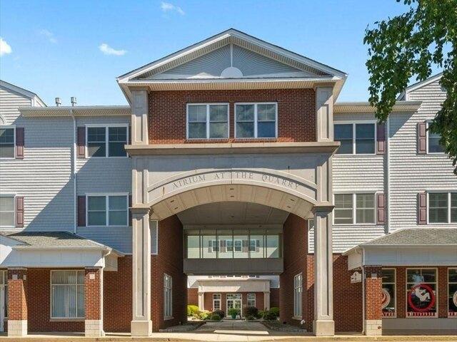 2 bedroom, Westerly RI 02891 105496458