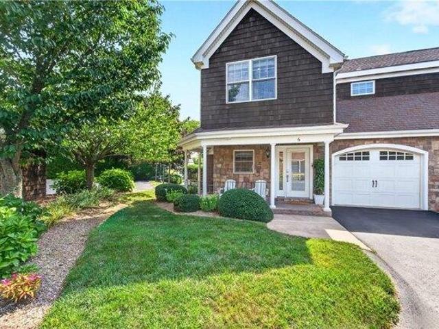 2 bedroom, Westerly RI 02891 105550342