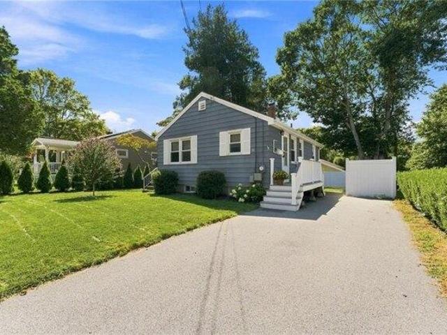 2 bedroom, Westerly RI 02891 105629680