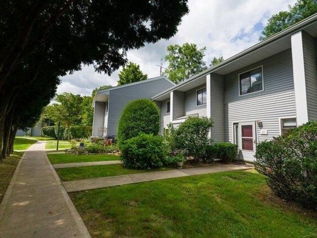 2 bedroom, Westfield MA 01085 105340909