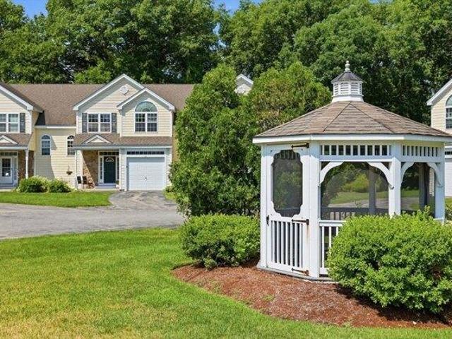 2 bedroom, Westford MA 01886 104235531