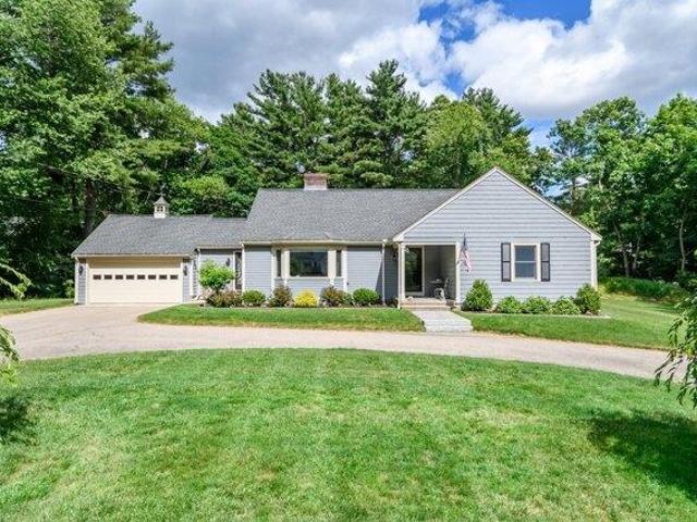 2 bedroom, Westwood MA 02090 105442172