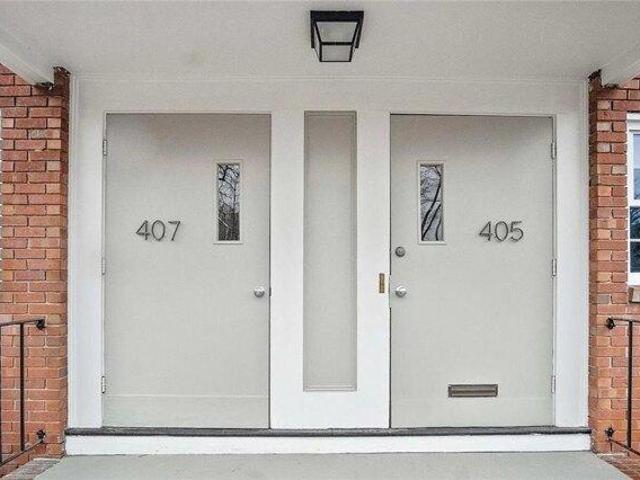2 bedroom, Westwood MA 02090 105443521