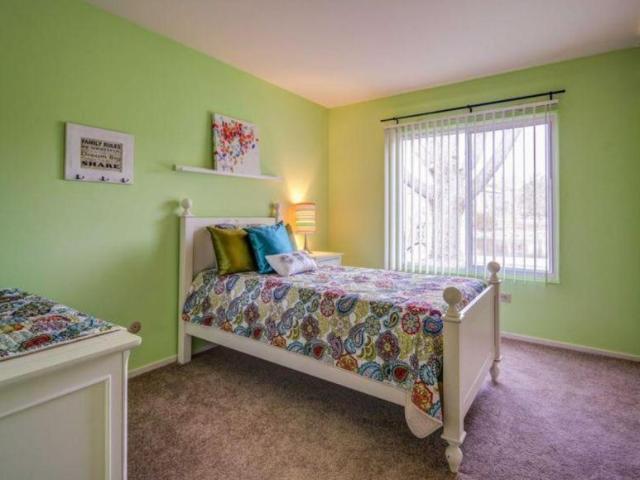 2 bedroom, Wheeling IL 60090 105117795