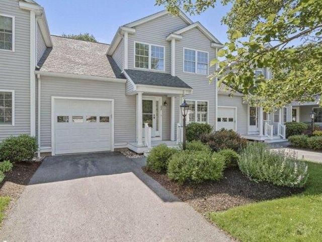 2 bedroom, Whitman MA 02382 105557451