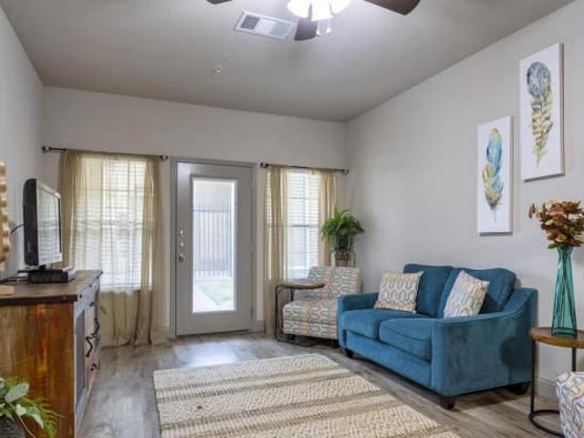 2 bedroom, White Settlement TX 76108 105853695