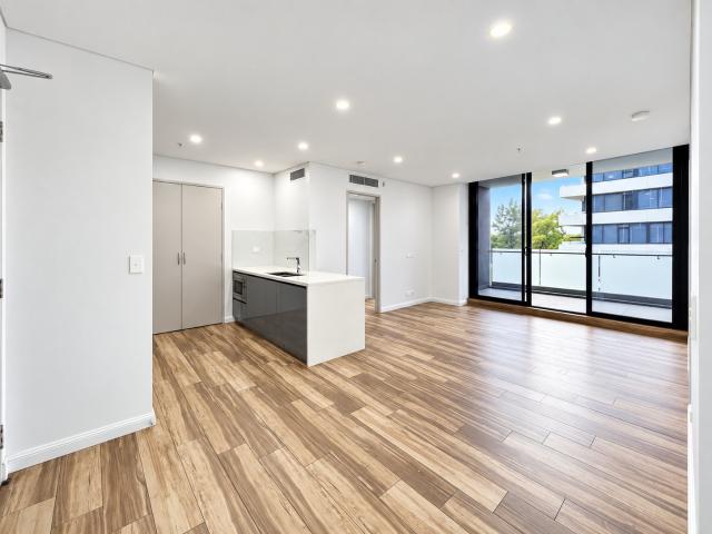 2 bedroom with gym and pool