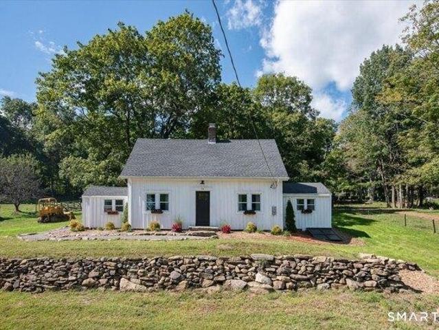 2 bedroom, Willington CT 06279 105417507
