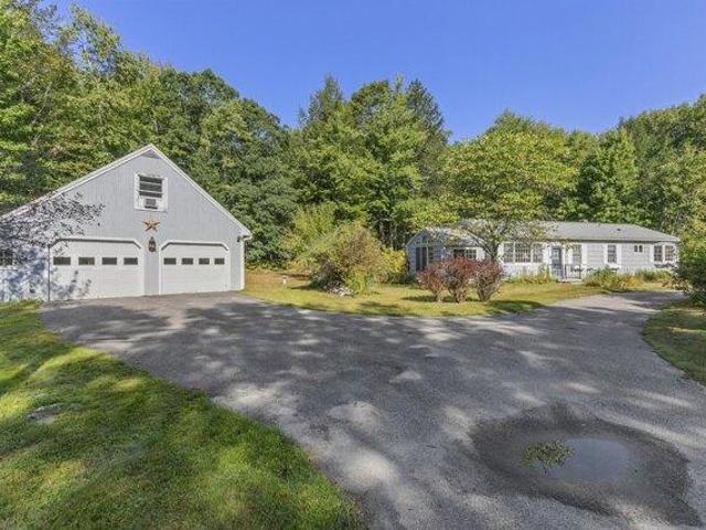2 bedroom, Windham ME 04062 105575306