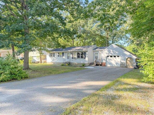 2 bedroom, Windham ME 04062 105680232
