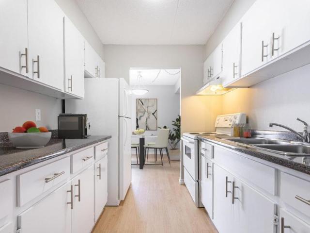 2 bedroom, Windsor ON N8S 3N1 LS98555525