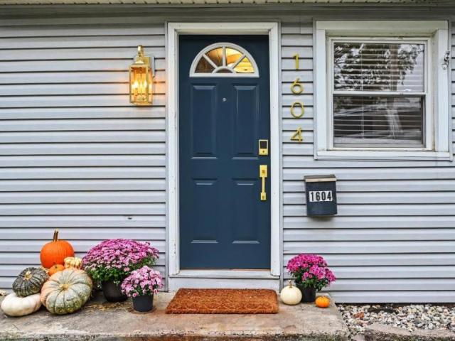 2 bedroom, Winona Lake IN 46590 105900160