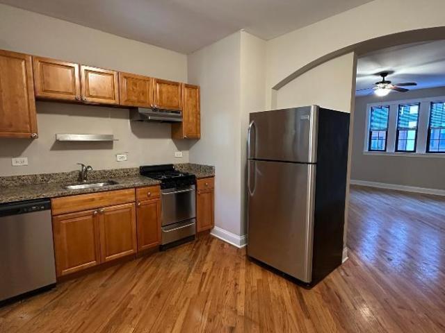 2 bedroom, Winnetka IL 60093 LS105847642