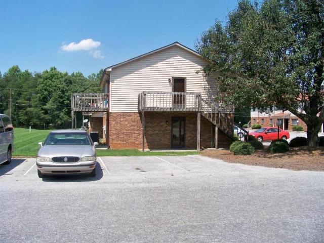 2 bedroom, Winston NC 27101 102995610