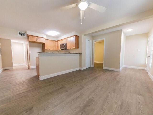 2 bedroom, Winter Haven FL 33880 103895426