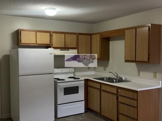 2 bedroom, Winterville NC 28590 LS105219078