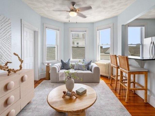 2 bedroom, Winthrop MA 02152 105419051