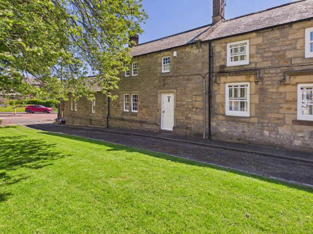 2 Bedroom Town House
