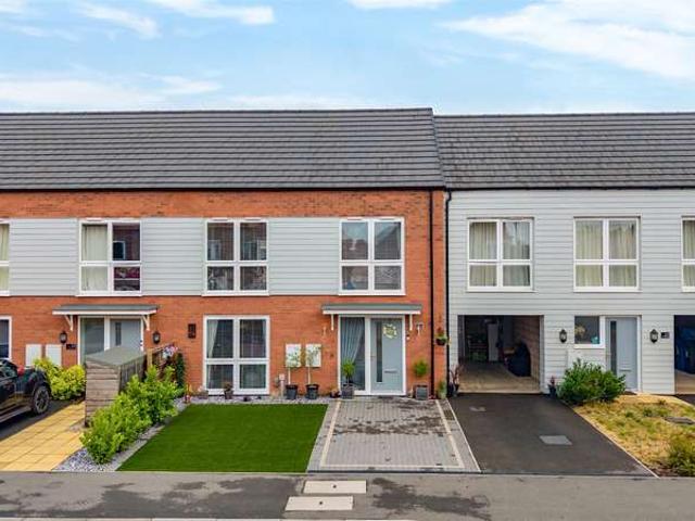 2 Bedroom Town House