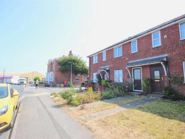 2 Bedroom Town House