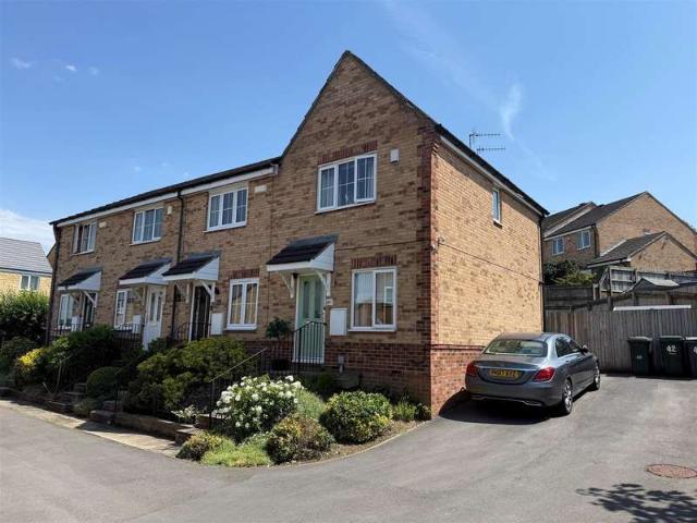 2 Bedroom Town House
