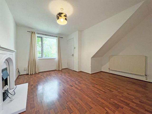 2 bedroom Town house to rent