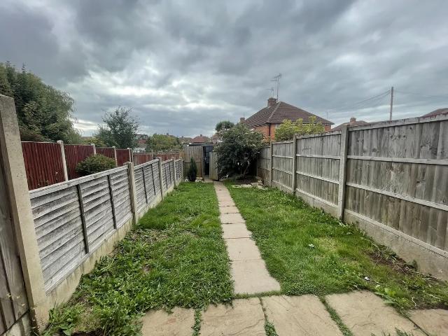 2 bedroom town house to rent
