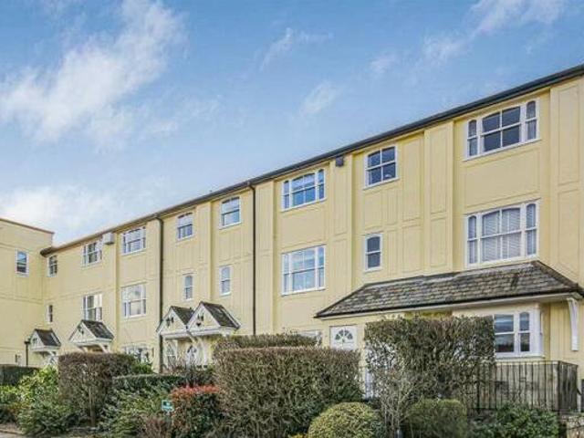 2 Bedroom Town House For Sale In Chapmore End