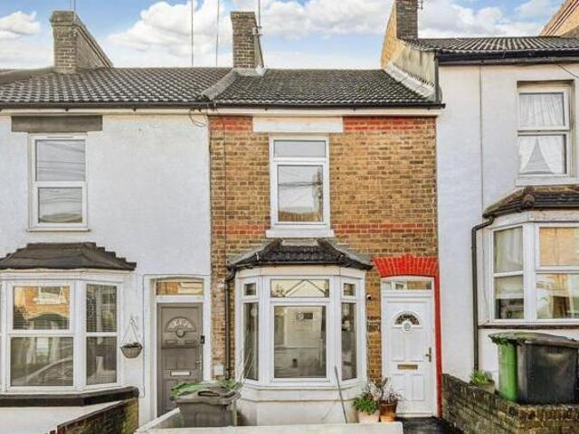 2 Bedroom Town House For Sale In Maidstone