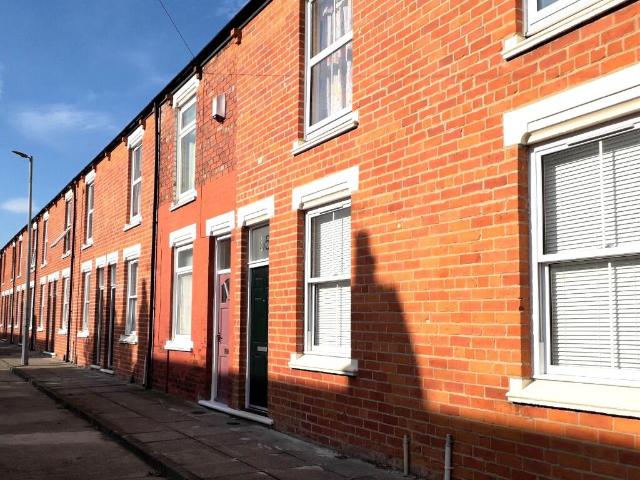 2 bedroom town house for rent in 41 Wentworth Street, Middlesbrough, North Yorkshire, TS1