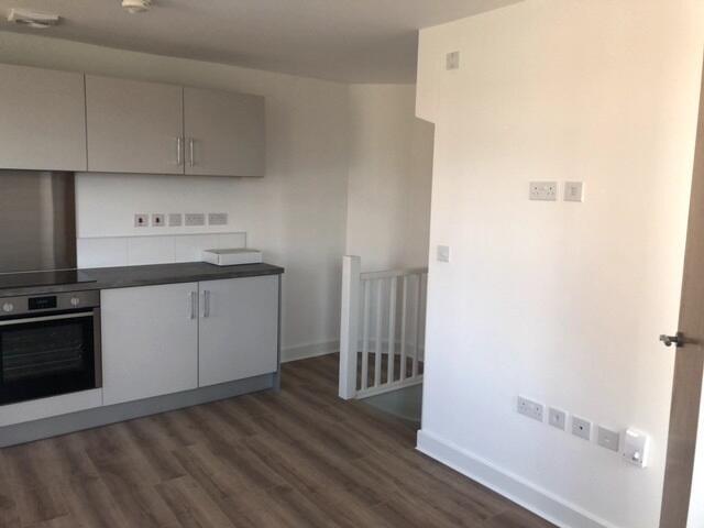 2 bedroom town house for rent in Coltman Way, Seacroft, Leeds, LS14