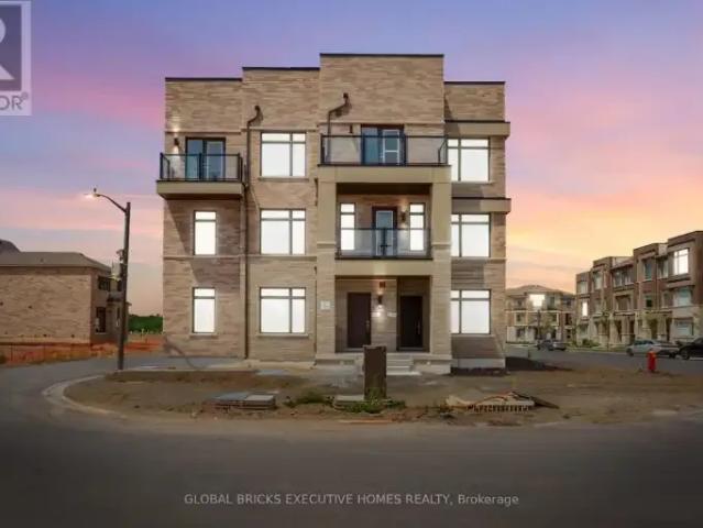 2 Bedroom Townhouse Oakville ON 103695253
