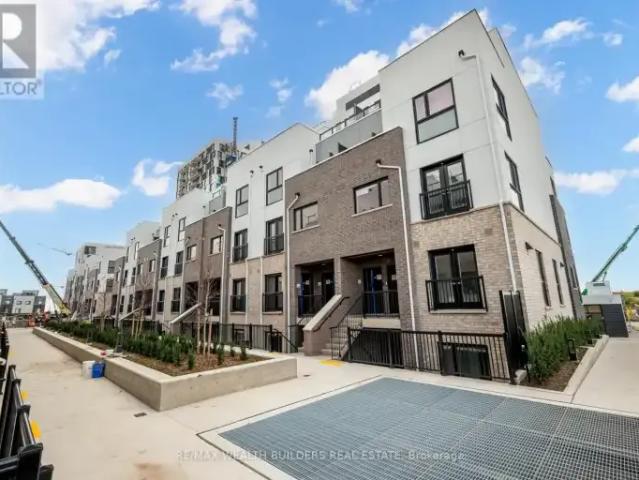 2 Bedroom Townhouse Oakville ON 105309422