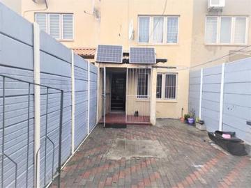 2 bedroom townhouse on the market in parow