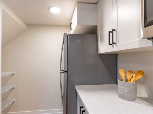 2 Bedroom Townhouse on 460 37th Ave NW
