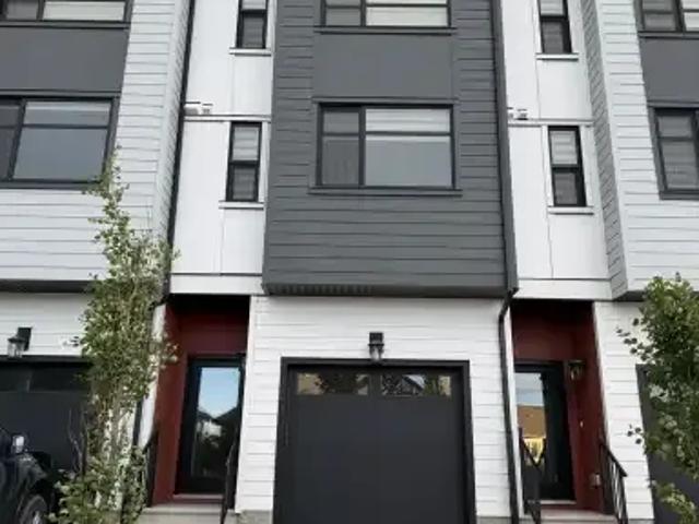 2 Bedroom Townhouse Airdrie AB 105281651