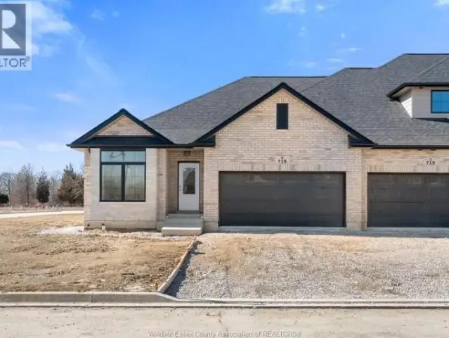 2 Bedroom Townhouse Amherstburg ON 103487419