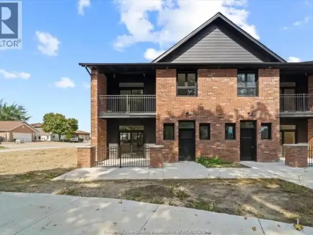 2 Bedroom Townhouse Amherstburg ON 105782454